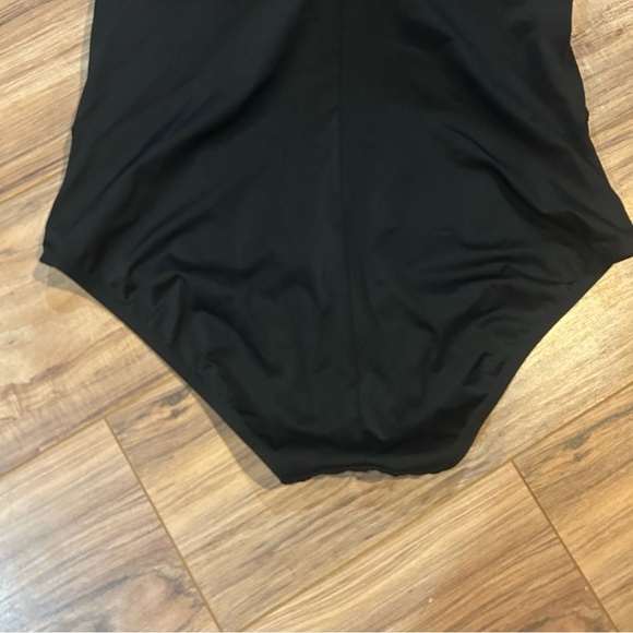 Longitude Women’s 22W Black One Piece Swimsuit Mesh Neckline Tummy Control - Picture 7 of 8